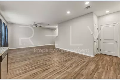 518 Woodpecker Run, Jarrell, TX 76537 - Photo 14