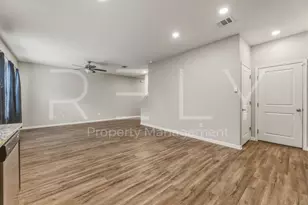 518 Woodpecker Run, Jarrell, TX 76537 - Photo 14
