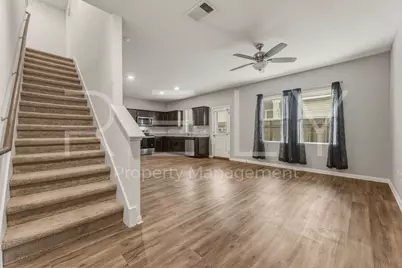 518 Woodpecker Run, Jarrell, TX 76537 - Photo 8