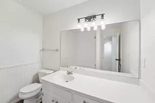 1100 Riverbend Dr, Georgetown, TX 78628 - Photo 20