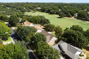 124 Cold Springs Dr, Georgetown, TX 78633 - Photo 26