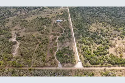 4926 W Old Lockhart Road, Muldoon, TX 78949 - Photo 18