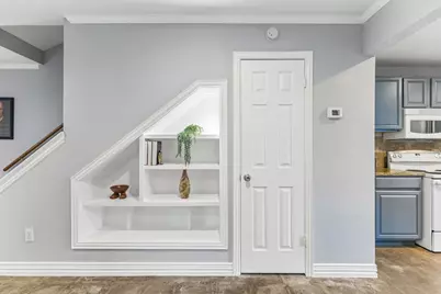 842 Banister Lane, Austin, TX 78704 - Photo 10