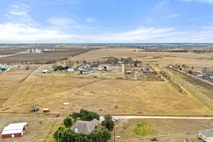 20646 Cameron Rd, Coupland, TX 78615 - Photo 12