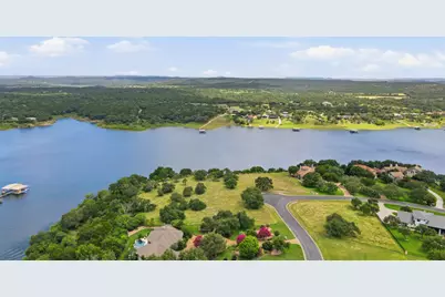 25316 Cliff Crossing, Spicewood, TX 78669 - Photo 16