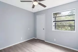 302 Hedgewood Dr, Georgetown, TX 78628 - Photo 14
