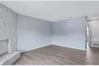 302 Hedgewood Drive, Georgetown, TX 78628 - Photo 4