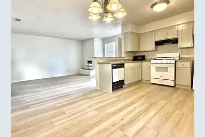302 Hedgewood Drive, Georgetown, TX 78628 - Photo 20