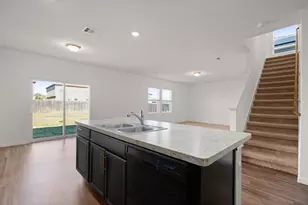 550 Bunton Reserve Blvd, Kyle, TX 78640 - Photo 4