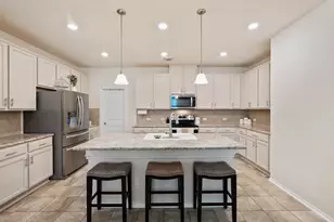 1004 Grand Teton Trail, Taylor, TX 76574 - Photo 8