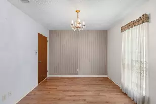 487 Edgewood Ave, Giddings, TX 78942 - Photo 8