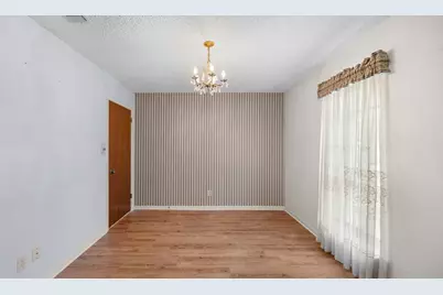 487 Edgewood Avenue, Giddings, TX 78942 - Photo 8