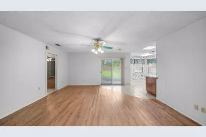 487 Edgewood Avenue, Giddings, TX 78942 - Photo 6