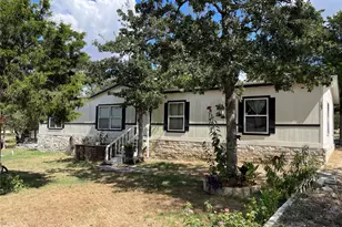 103 Azalea Ave, Elgin, TX 78621 - Photo 16