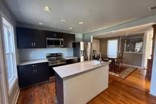 1822 W 35th St, Austin, TX 78703 - Photo 2