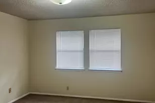 11429 Ptarmigan Dr, Austin, TX 78758 - Photo 10