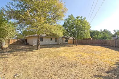 914 Garden Meadow Drive, Georgetown, TX 78628 - Photo 28