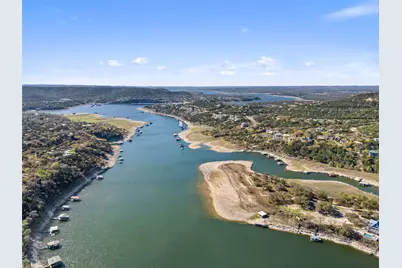 17912 Crystal Cove, Jonestown, TX 78645 - Photo 2