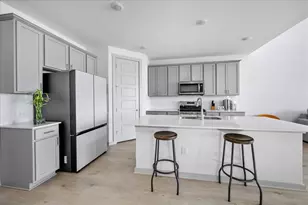 420 Deerpath St, Leander, TX 78641 - Photo 8