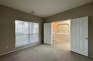 544 Hogan, Kyle, TX 78640 - Photo 4