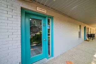 300 Crockett St, Austin, TX 78704 - Photo 24