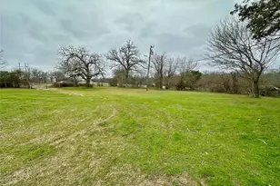 1694 Old Luling Rd, Lockhart, TX 78644 - Photo 20