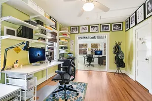 204 W 32nd St, Austin, TX 78705 - Photo 34