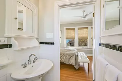 204 W 32nd Street, Austin, TX 78705 - Photo 16