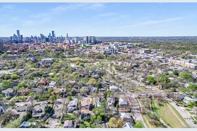 204 W 32nd Street, Austin, TX 78705 - Photo 38