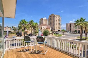 129 E Saturn Ln, South Padre Island, TX 78597 - Photo 24