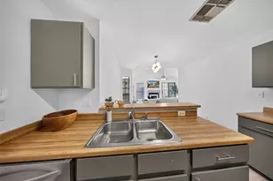 11716 Tallow Field Way, Austin, TX 78758 - Photo 10