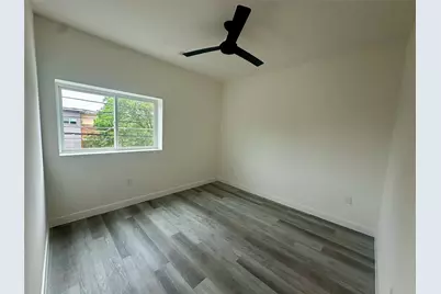 1309 Chicon Street #202, Austin, TX 78702 - Photo 4