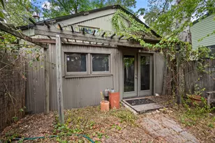 820 Stark St, Austin, TX 78756 - Photo 12