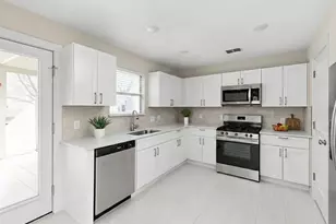 11116 Jim Thorpe Ln, Austin, TX 78748 - Photo 8