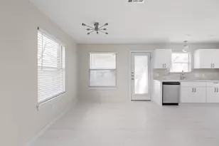 11116 Jim Thorpe Ln, Austin, TX 78748 - Photo 6