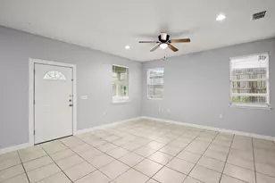 7617 Bennett Ave, Austin, TX 78752 - Photo 4