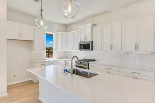 8610 Dongan Dr, Austin, TX 78744 - Photo 10