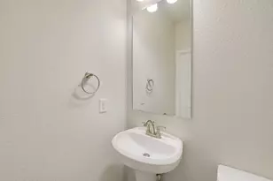 8610 Dongan Dr, Austin, TX 78744 - Photo 24