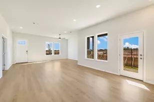 8610 Dongan Dr, Austin, TX 78744 - Photo 12