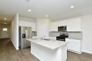 1305 Camden Ln, Lockhart, TX 78644 - Photo 12