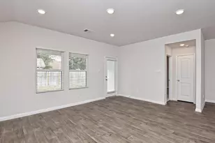 1305 Camden Ln, Lockhart, TX 78644 - Photo 8