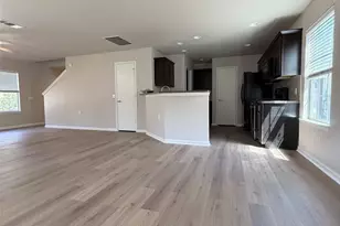 7821 Tee Dr, Austin, TX 78747 - Photo 10