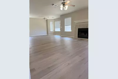 7821 Tee Drive, Austin, TX 78747 - Photo 4