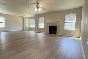 7821 Tee Dr, Austin, TX 78747 - Photo 6