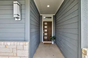 133 James Rose Ln, Bastrop, TX 78602 - Photo 2