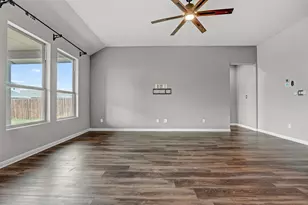 6709 Golden Bough Ln, Pflugerville, TX 78660 - Photo 12