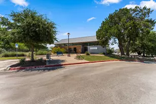 1924 Goldilocks Ln, Austin, TX 78652 - Photo 32