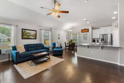 1924 Goldilocks Lane, Austin, TX 78652 - Photo 10