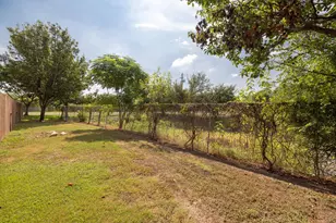 13420 Lyndhurst St, Austin, TX 78729 - Photo 24