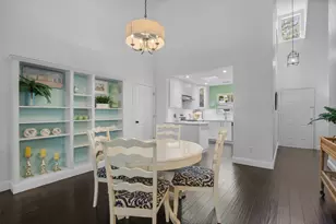 3870 Williamsburg Cir, Austin, TX 78731 - Photo 14